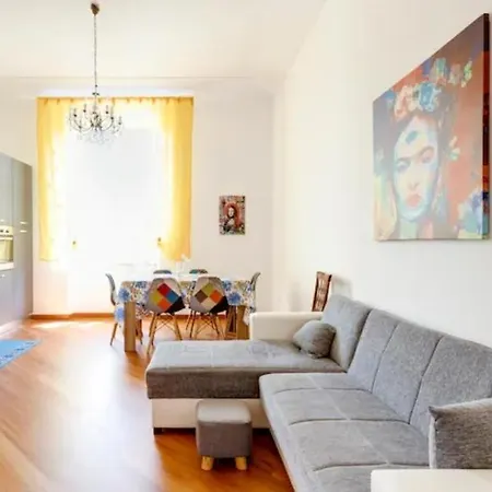 Con Bagno Privato In Piazza Galilei * Cagliari